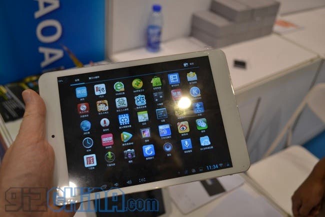 DSC 0170 Hands on with a couple of Android iPad mini clones at Sino CES