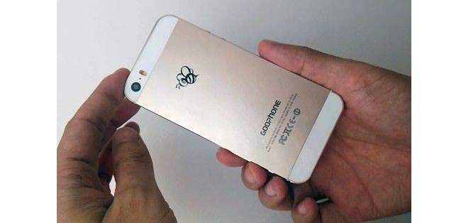 Видео обзор золотого GooPhone i5S