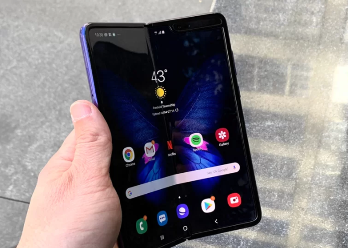 samsung galaxy fold 5g launched in