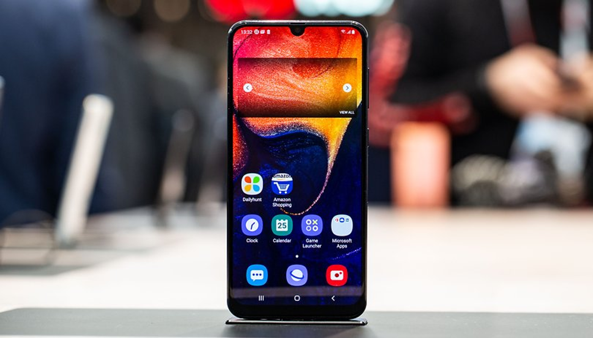 samsung cuts the price of galaxy a10