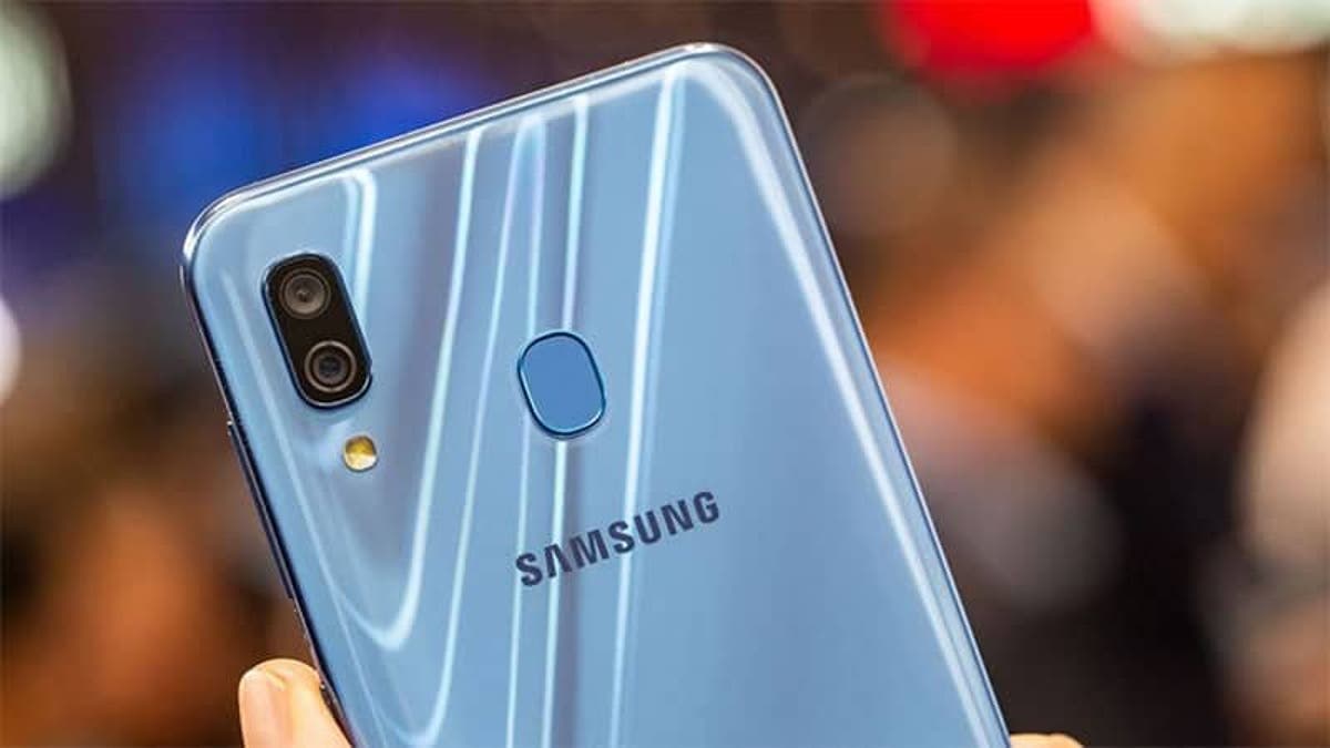 samsung smartphones are crashing
