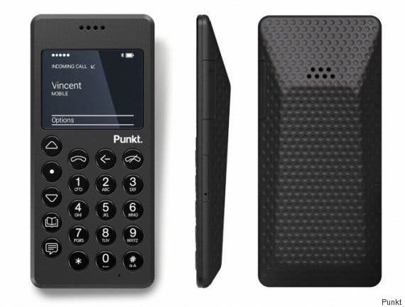 Punkt MP01 Review: You'll Love This Very Smart Dumbphone