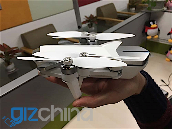 tencent folding selfie drone