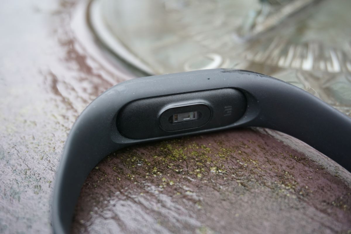 xiaomi miband 2 review