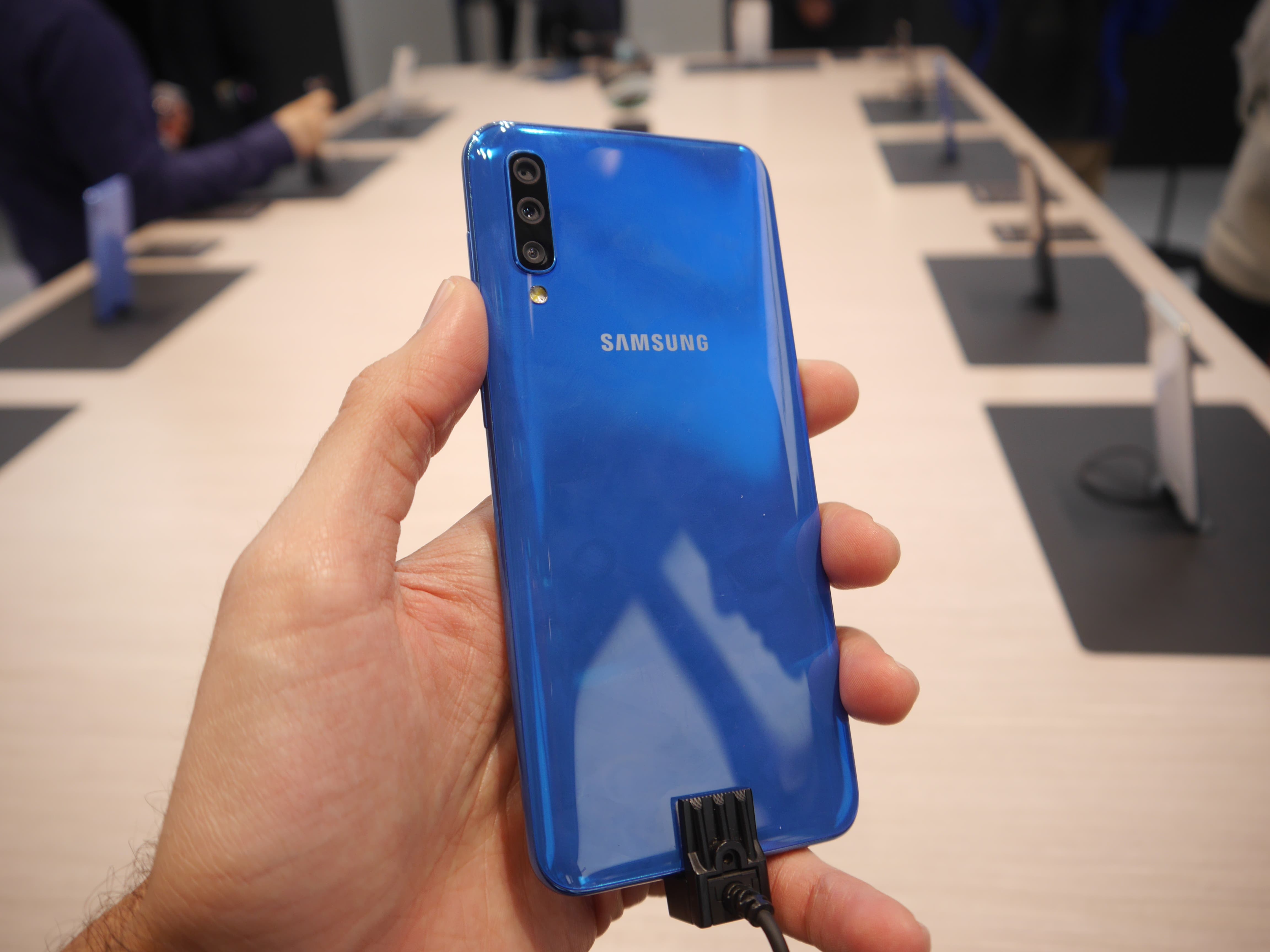 Samsung Galaxy A50 hands-on