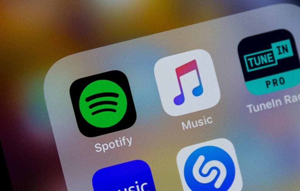 Apple Vs Spotify