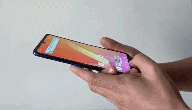Visionox foldable phone prototype