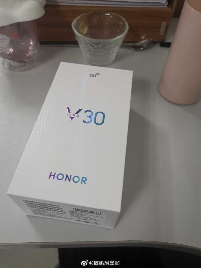Honor V30