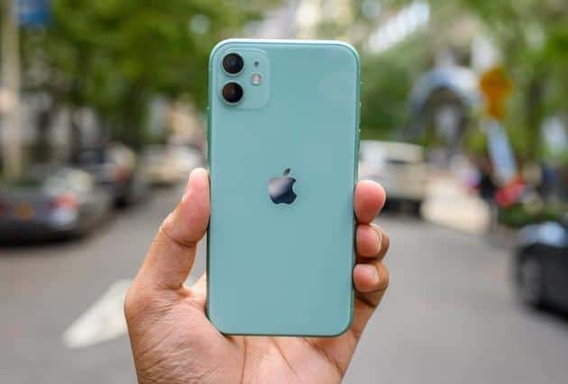 new low-cost iPhone or iPhone 9 Plus