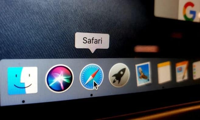 security flaws in the apple safari browser