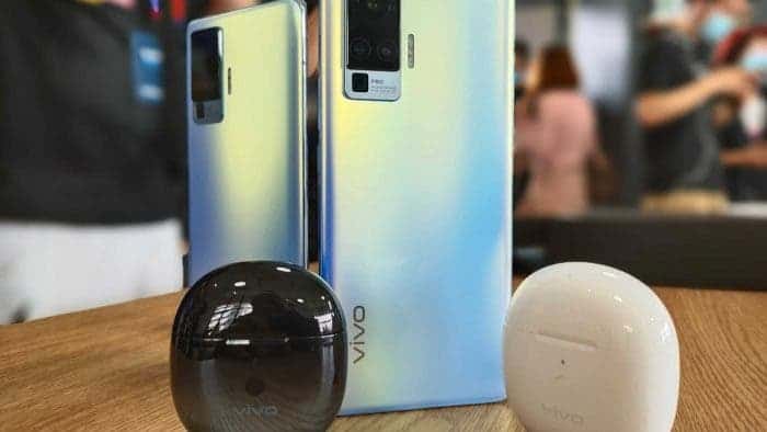 Vivo X50 Pro smartphones for selfies