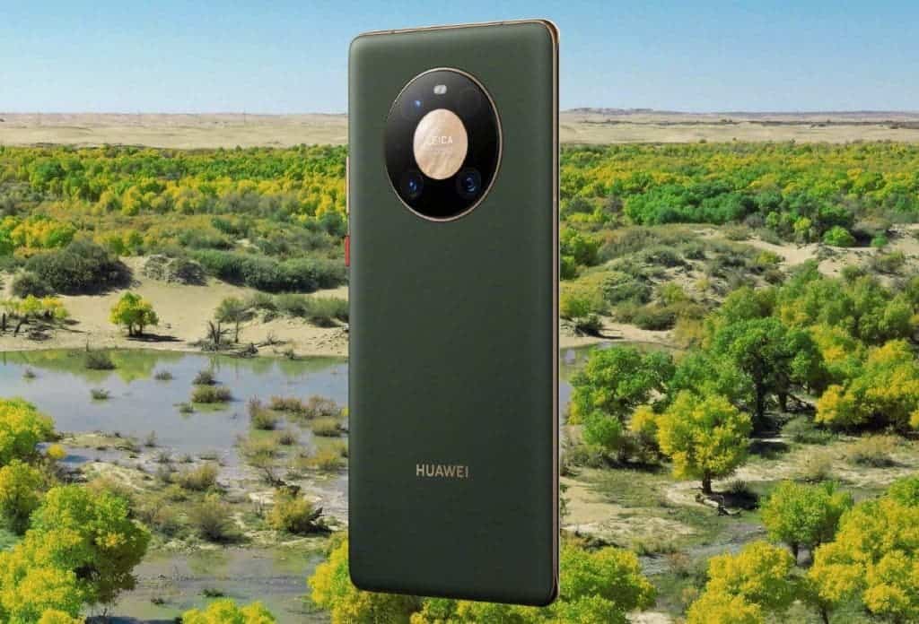 Huawei Mate 40 Pro smartphones for selfies