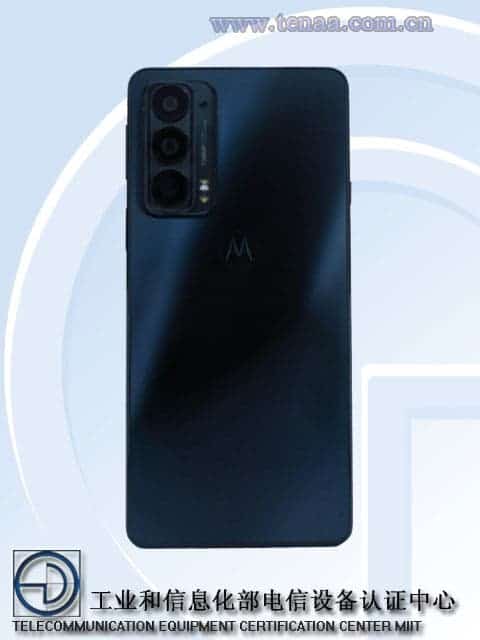 Motorola Edge 20 1