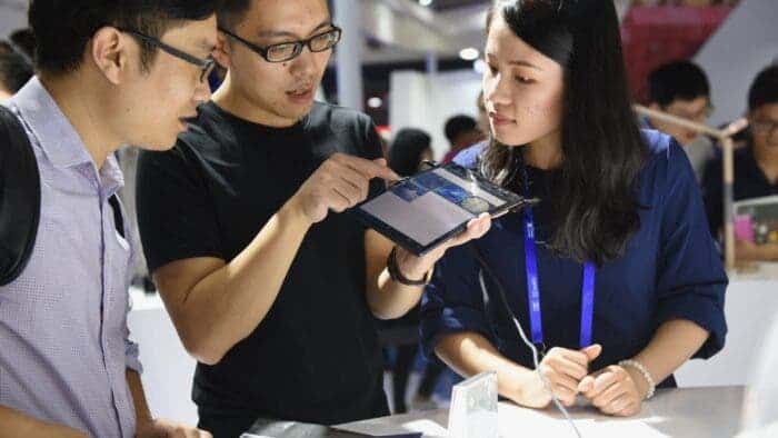 singapore smartphone market