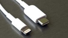 USB Type-C vs lightning port