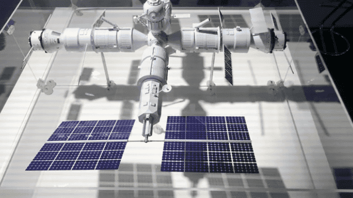 Russian orbital service station