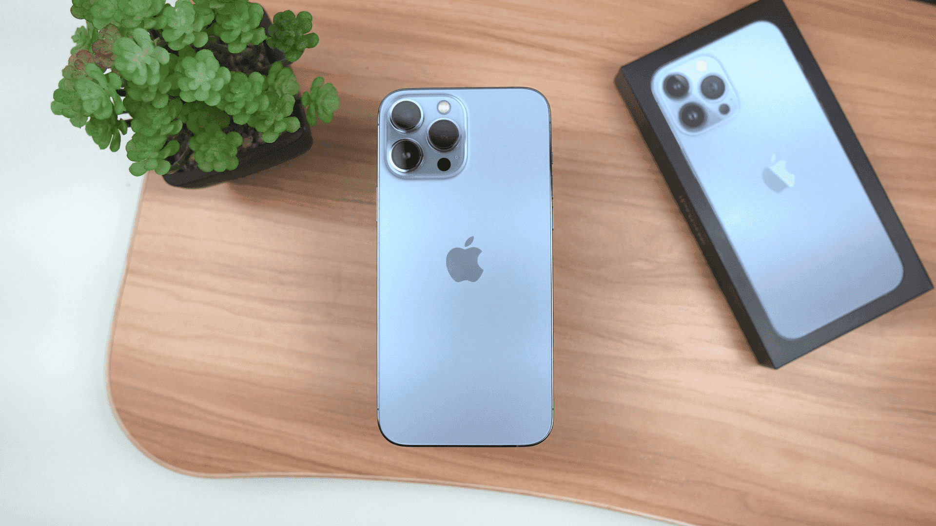 Apple iphone 15 pro синий титан
