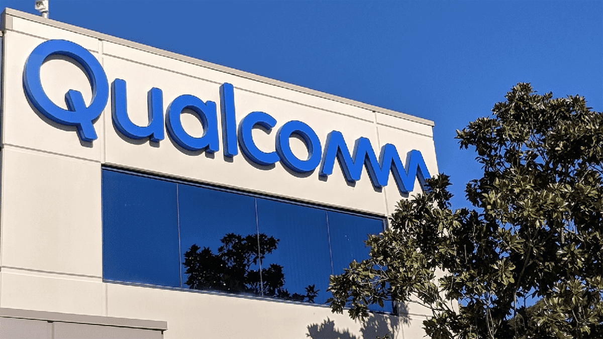 Qualcomm lays off more workers as smartphone sales slump