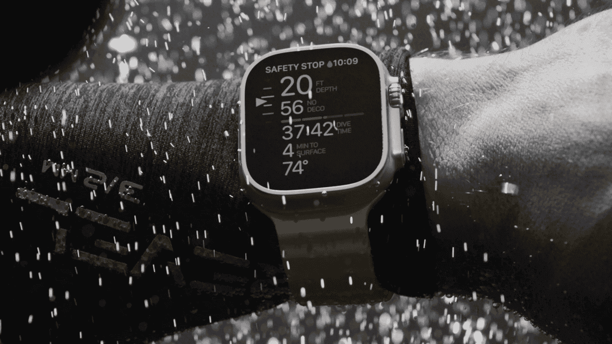 Apple Watch Ultra 3 to bring a new tech that OLED