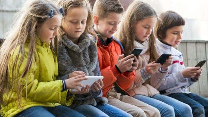 mobile phones for kids