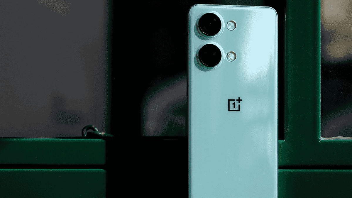Exclusive] OnePlus Nord 2 design revealed via 5K renders: triple