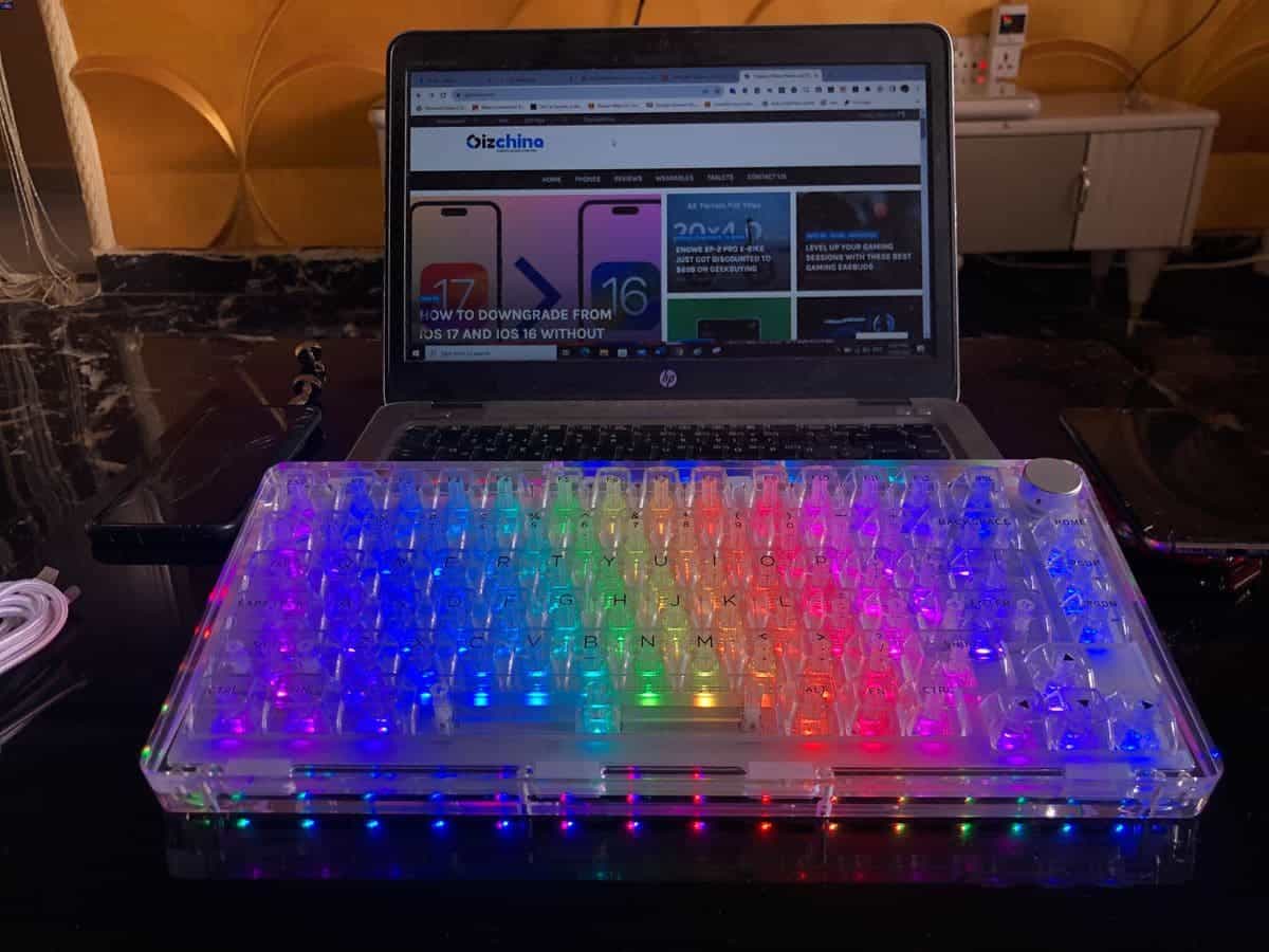 KiiBOOM Phantom 81 Mechanical Keyboard Review - An RGB KING