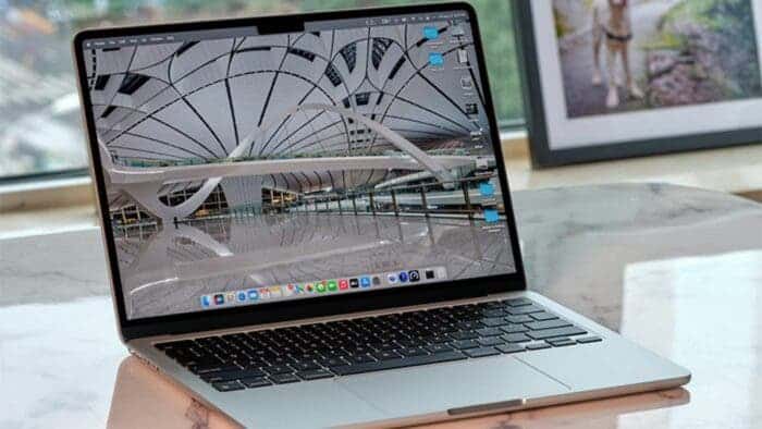 Apple MacBook Air 2022 - MacBook Pro OLED