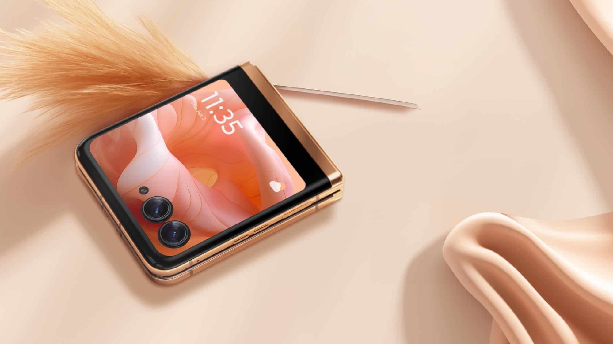Motorola New Peach Fuzz Edition for razr 40 ultra and edge 40 neo