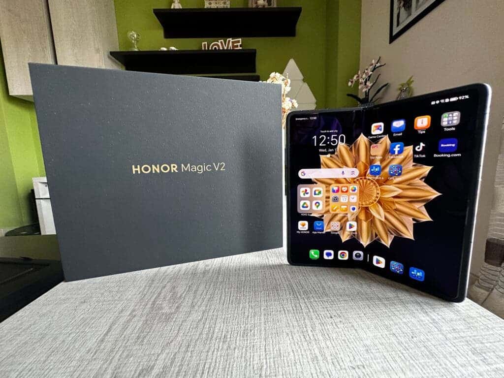 Magic Unleashed: Honor's Foldable Marvel - The Honor Magic V2 [review] 