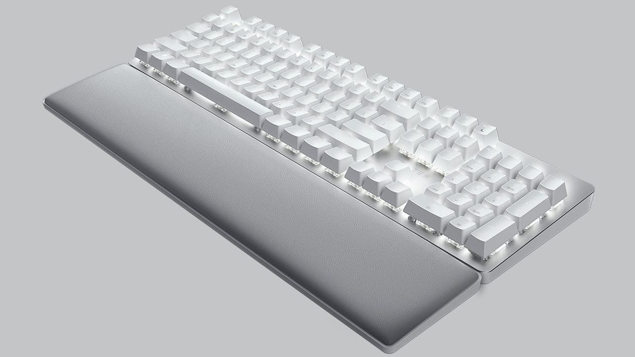 Razer Pro Type Ultra keyboard for typing